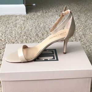 Ivanka Trump Vilma Pump Ivopa 8.5M